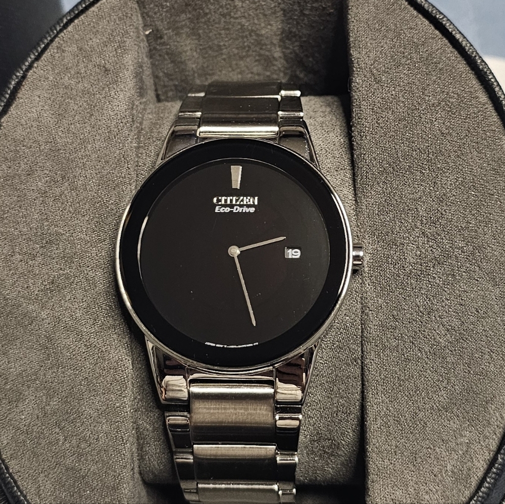Citizen Eco-Drive Axiom 40mm Stainless Steel Black Dial Watch - AU1060-51E